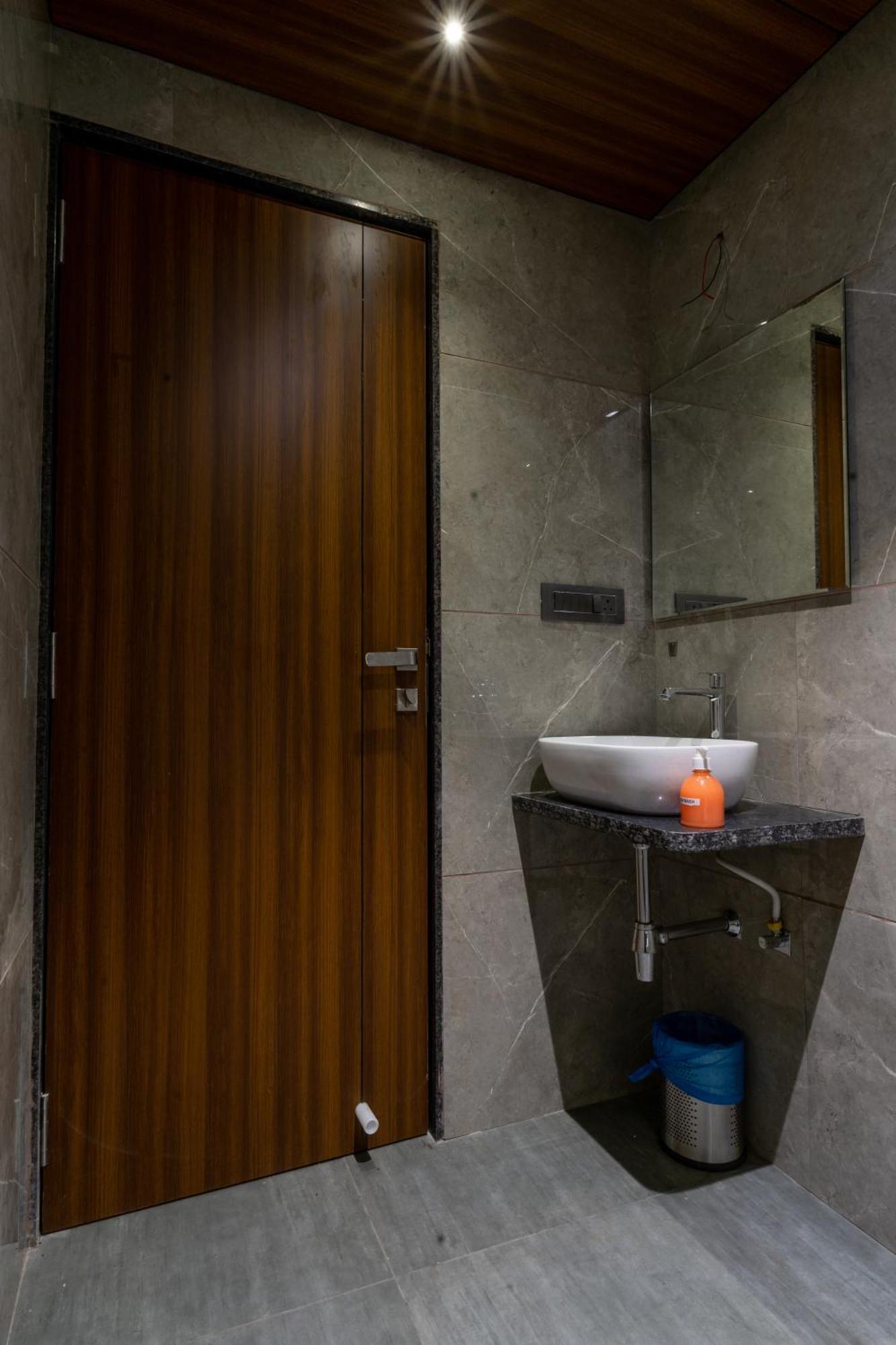 Hotel Aura Inn Airoli ,Digha Navi Mumbai Exterior foto